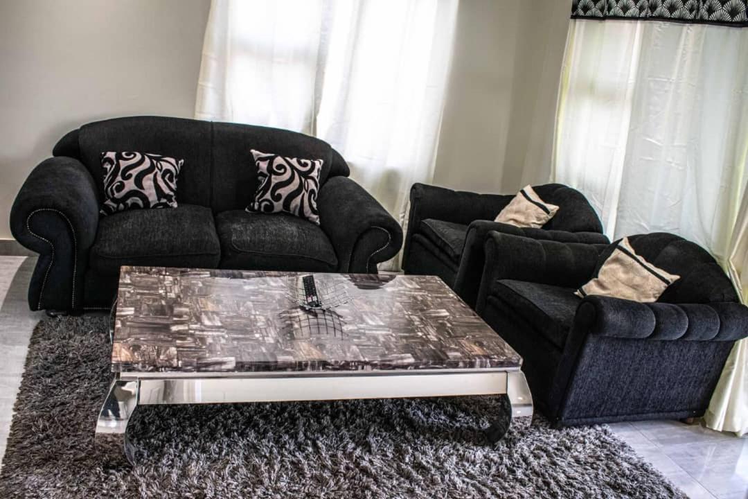 Lynm Residence ฮาราเร ภายนอก รูปภาพ